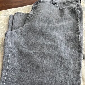 Jones New York Jeans, Gray, Size 22W, Excellent Condition.  Quality Fabric